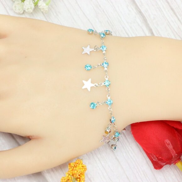 "Trendy Handmade Bracelet – A Thoughtful Gift for Girls & Women | UNVRC1308 - Picture 2 of 10